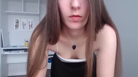 Snapshot of sweetheart_77 chatting on 8, 2, 2026 Emma online show from 8, 2, 2026