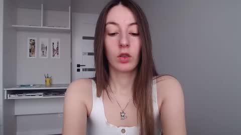 Snapshot of sweetheart_77 chatting on 13, 2, 2026 Emma online show from 13, 2, 2026