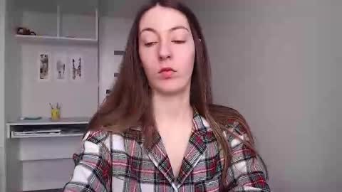 Snapshot of sweetheart_77 chatting on 17, 3, 2026 Emma online show from 17, 3, 2026