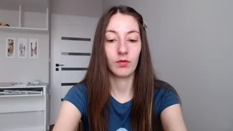 Snapshot of sweetheart_77 chatting on 16, 7, 2026 Emma online show from 16, 7, 2026