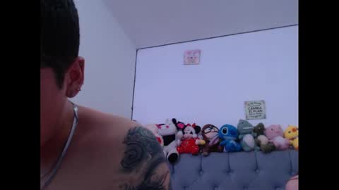 Sabrina y Eliot online show from 4, 2, 2025