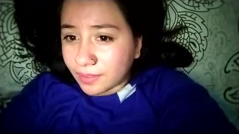 Snapshot of sweetie__annie chatting on 27, 2, 2025 Ana Mara i cant Make noise My family is here online show from 27, 2, 2025