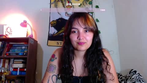 Snapshot of sweetie_maryy chatting on 12, 1, 2025 Maria  my insta sweetie maryy   online show from 12, 1, 2025