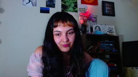 Snapshot of sweetie_maryy chatting on 1, 3, 2025 Maria  my insta sweetie maryy   online show from 1, 3, 2025