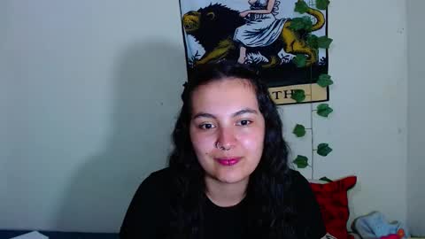 Snapshot of sweetie_maryy chatting on 23, 11, 2025 Maria my insta sweetie maryy online show from 23, 11, 2025