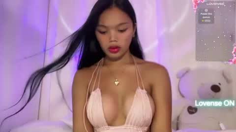 Snapshot of sweetie_zaima chatting on 12, 11, 2025 Zaima online show from 12, 11, 2025