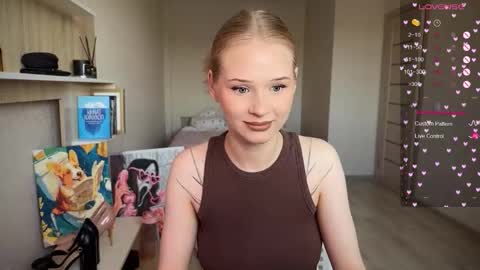 sweetie Lisa3 online show from 21, 10, 2025