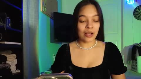 Blu Sweets online show from 17, 11, 2025