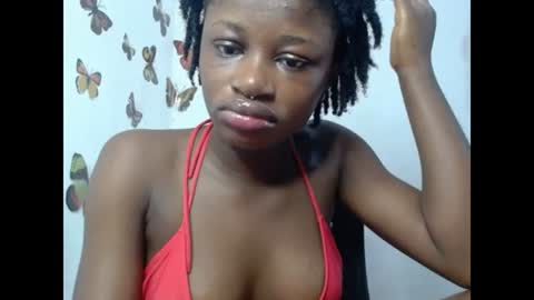 Snapshot of sweetjuicyclit chatting on 8, 7, 2026 zuri online show from 8, 7, 2026