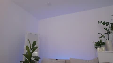 SweetKira1 online show from 8, 10, 2025