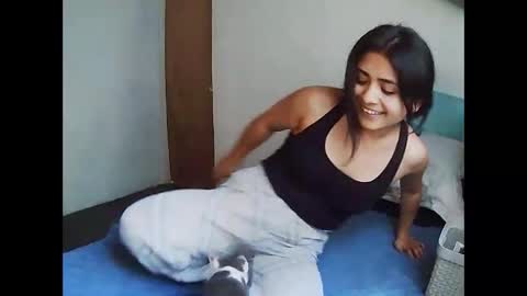 Snapshot of sweetlatinafit chatting on 5, 2, 2026 sweetlatinafit online show from 5, 2, 2026