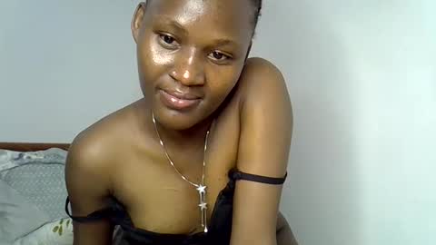 Snapshot of sweetlavie_ chatting on 8, 4, 2026 Titi online show from 8, 4, 2026