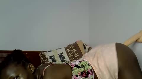 Snapshot of sweetlavie_ chatting on 18, 4, 2026 Titi online show from 18, 4, 2026