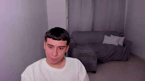 Snapshot of sweetlian_04 chatting on 28, 2, 2025 Lian online show from 28, 2, 2025