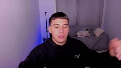 Snapshot of sweetlian_04 chatting on 5, 3, 2025 Lian online show from 5, 3, 2025