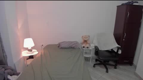 Snapshot of sweetlian_04 chatting on 22, 3, 2026 Lian online show from 22, 3, 2026