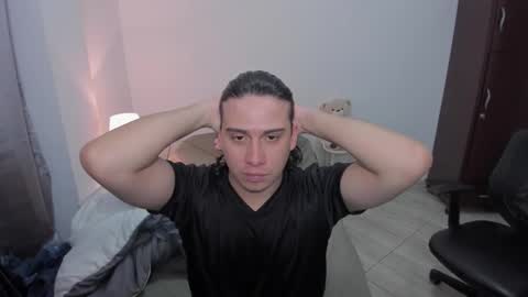 Snapshot of sweetlian_04 chatting on 23, 3, 2026 Lian online show from 23, 3, 2026