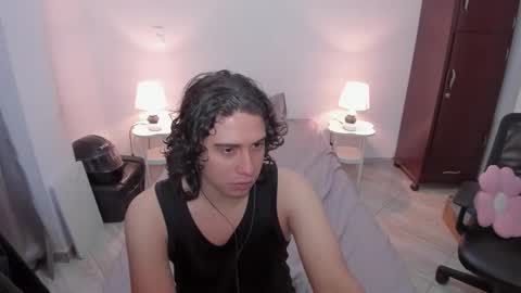 Snapshot of sweetlian_04 chatting on 29, 3, 2026 Lian online show from 29, 3, 2026