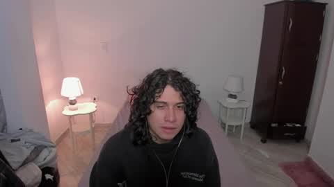 Snapshot of sweetlian_04 chatting on 21, 4, 2026 Lian online show from 21, 4, 2026