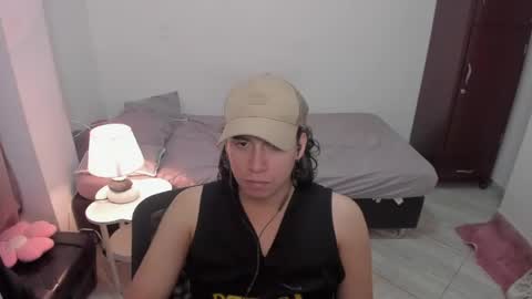 Snapshot of sweetlian_04 chatting on 24, 4, 2026 Lian online show from 24, 4, 2026