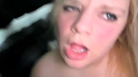 Snapshot of sweetlisa92 chatting on 30, 4, 2026 Lisa online show from 30, 4, 2026