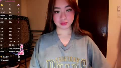 Snapshot of sweetlovepinay04 chatting on 14, 7, 2026 Zoe online show from 14, 7, 2026