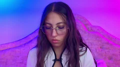 Snapshot of sweetlyundone chatting on 18, 4, 2026 sweetlyundone online show from 18, 4, 2026