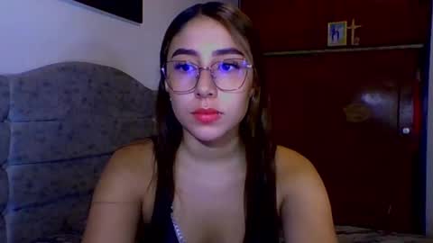Snapshot of sweetmaddiee_ chatting on 7, 10, 2025 Maddie online show from 7, 10, 2025