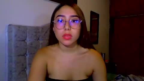Snapshot of sweetmaddiee_ chatting on 8, 10, 2025 Maddie online show from 8, 10, 2025