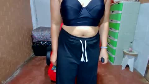 Snapshot of sweetmecel chatting on 5, 11, 2025 Mecel online show from 5, 11, 2025