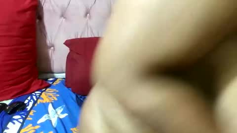 sweetmellowx1 online show from 6, 1, 2026