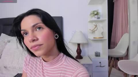 Snapshot of sweetnicky1 chatting on 5, 3, 2026 sweetnicky1 online show from 5, 3, 2026