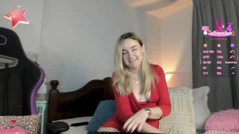 Snapshot of sweetnina_wet chatting on 8, 5, 2026 Sweetnina online show from 8, 5, 2026