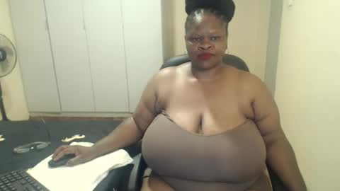 sweetnoziexxx online show from 4, 2, 2025