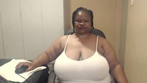 sweetnoziexxx online show from 3, 10, 2025