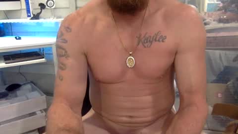 WeAim2PZzz online show from 2, 2, 2025