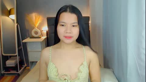 Snapshot of sweetnwildts chatting on 20, 4, 2026 Ghena online show from 20, 4, 2026