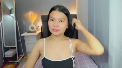 Snapshot of sweetnwildts chatting on 5, 5, 2026 Ghena online show from 5, 5, 2026