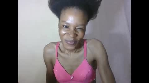 Snapshot of sweetpetite254 chatting on 7, 5, 2026 ESTHER online show from 7, 5, 2026