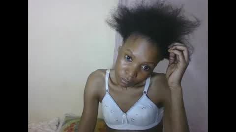 Snapshot of sweetpetite254 chatting on 31, 5, 2026 ESTHER online show from 31, 5, 2026