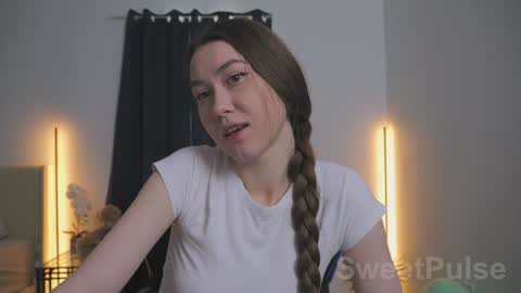 Rose online show from 5, 12, 2025