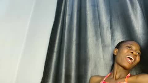 Snapshot of sweetpussy135 chatting on 5, 11, 2025 slim ivy online show from 5, 11, 2025