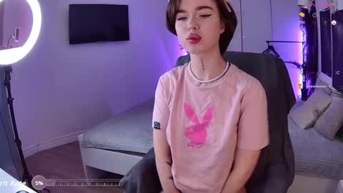 Snapshot of sweetriso chatting on 27, 3, 2026 Alice online show from 27, 3, 2026