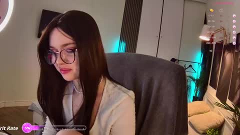 Snapshot of sweetriso chatting on 28, 4, 2026 Alice online show from 28, 4, 2026