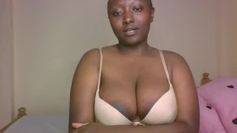 Snapshot of sweetrose2049 chatting on 2, 3, 2026 Rose Watetu online show from 2, 3, 2026