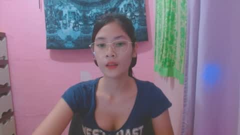 Snapshot of sweetsexygirl20 chatting on 4, 7, 2026 Mia online show from 4, 7, 2026