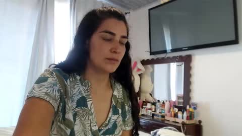 Dianis online show from 4, 12, 2025