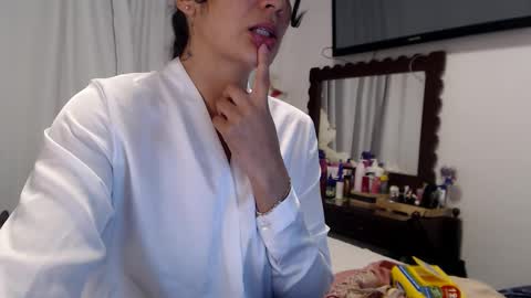 Dianis online show from 12, 3, 2026