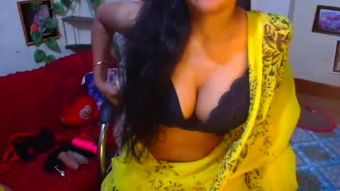 Snapshot of sweetsour18 chatting on 2, 4, 2026 SweetSour online show from 2, 4, 2026