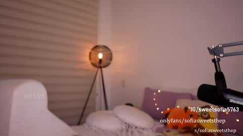 Snapshot of sweetsthep22 chatting on 7, 1, 2025 Sofia online show from 7, 1, 2025